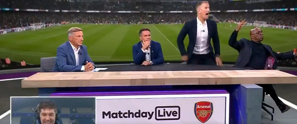 Fans all spot Wright's reaction to Hart screaming in his face after City goal Fans all spot Wright's reaction to Hart screaming in his face after City goal