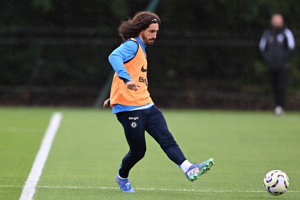 Enzo Maresca demands all Chelsea players at Stamford Bridge even if not selected Enzo Maresca demands all Chelsea players at Stamford Bridge even if not selected