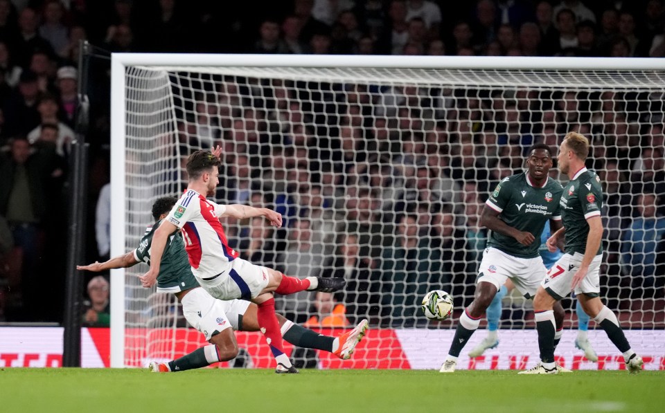 Arsenal 5 Bolton 1: Nwaneri runs the show against League One side in comfy win Arsenal 5 Bolton 1: Nwaneri runs the show against League One side in comfy win