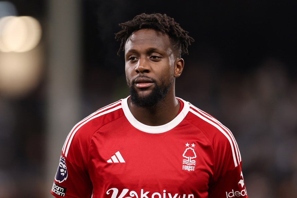 Forgotten Liverpool icon left to rot in reserves after being banished by Zlatan Forgotten Liverpool icon left to rot in reserves after being banished by Zlatan