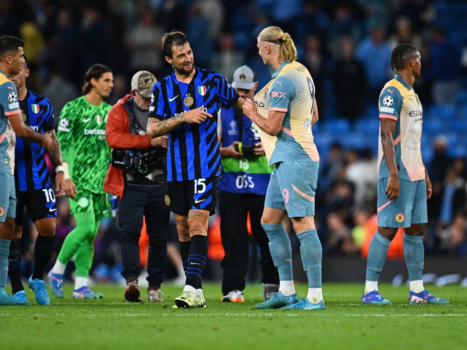 Fans convinced Haaland told Inter rival to 'f*** off' seconds after City draw Fans convinced Haaland told Inter rival to 'f*** off' seconds after City draw