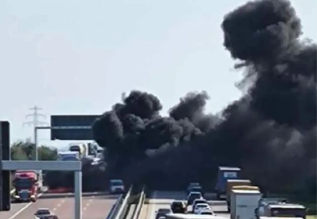 Fourth-tier side forced to eat pre-match meal by motorway after huge fire Fourth-tier side forced to eat pre-match meal by motorway after huge fire