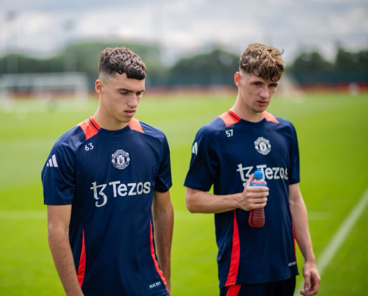 Man Utd fans demand Ten Hag promotes wonderkid after scoring four in 9-0 win Man Utd fans demand Ten Hag promotes wonderkid after scoring four in 9-0 win
