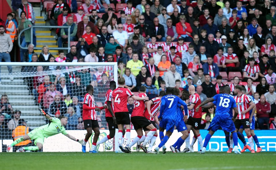 Southampton 2 Leicester 3: Jordan Ayew scores incredible 99th-minute winner Southampton 2 Leicester 3: Jordan Ayew scores incredible 99th-minute winner