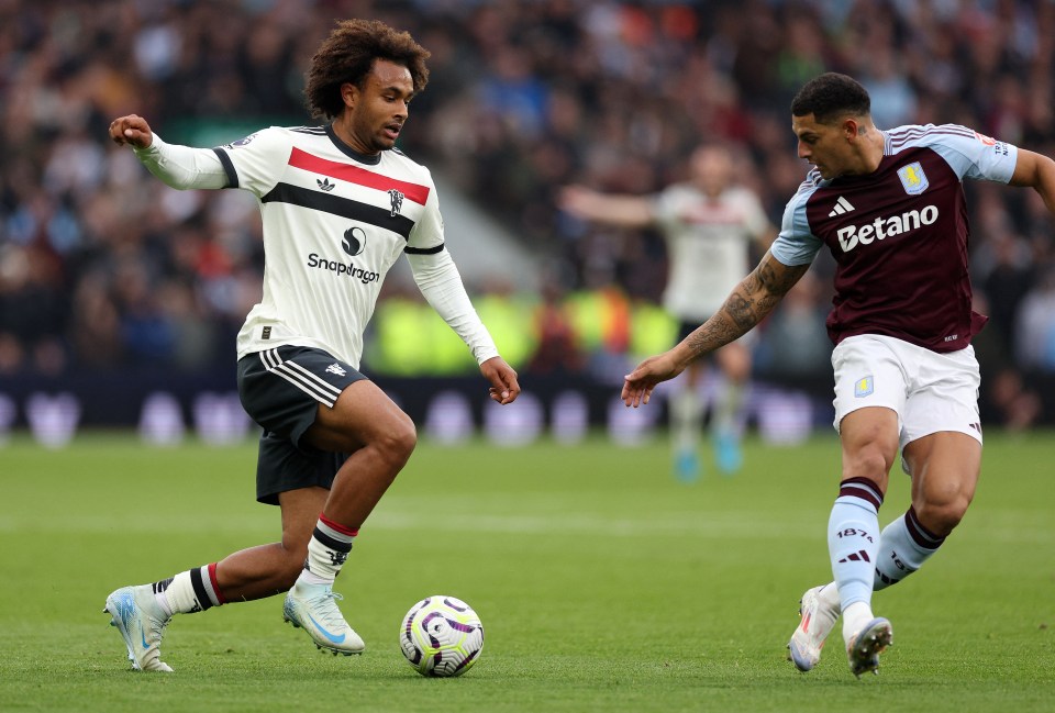 Richard Keys demands Aston Villa give fans their money back after Man Utd clash Richard Keys demands Aston Villa give fans their money back after Man Utd clash