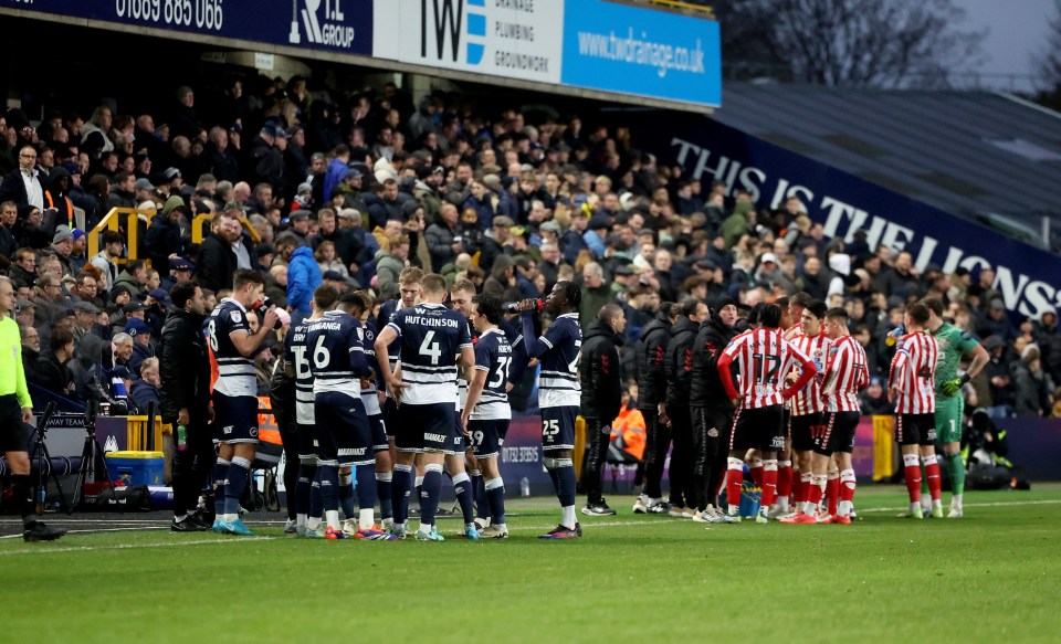 Millwall vs Sunderland clash suspended as medics rush to help fan in stands Millwall vs Sunderland clash suspended as medics rush to help fan in stands