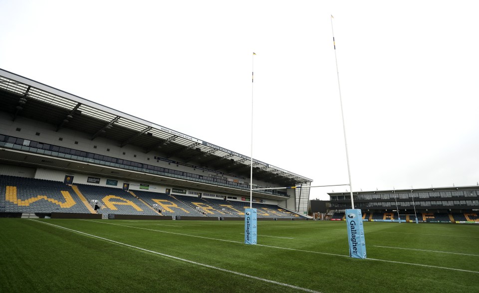 Eighth-tier football club move into stadium with bigger capacity than Prem side Eighth-tier football club move into stadium with bigger capacity than Prem side