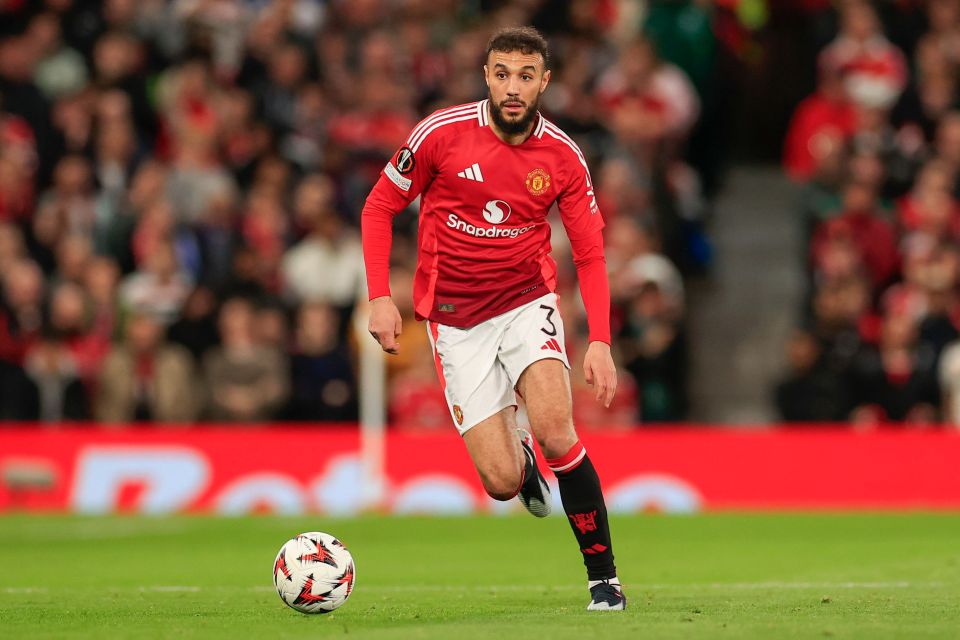 Amorim gives Lindelof and Mazraoui update after stars leave Lyon game early Amorim gives Lindelof and Mazraoui update after stars leave Lyon game early