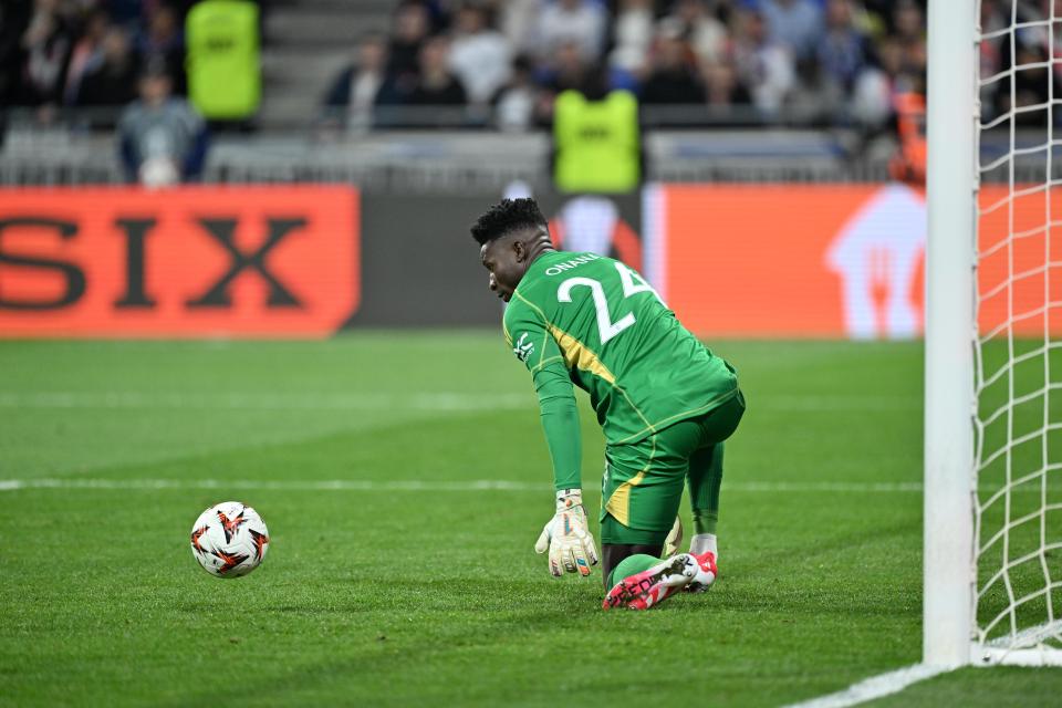 Man Utd stars want Onana DROPPED after he 'tempted fate' before Lyon draw Man Utd stars want Onana DROPPED after he 'tempted fate' before Lyon draw