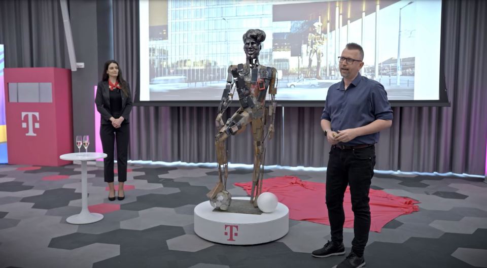 Moment Szoboszlai watches on in horror as awful statue of him is unveiled Moment Szoboszlai watches on in horror as awful statue of him is unveiled