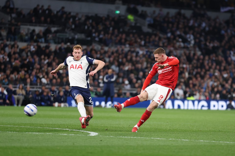 Nuno's men take huge step towards Champions League as Spurs suffer again Nuno's men take huge step towards Champions League as Spurs suffer again