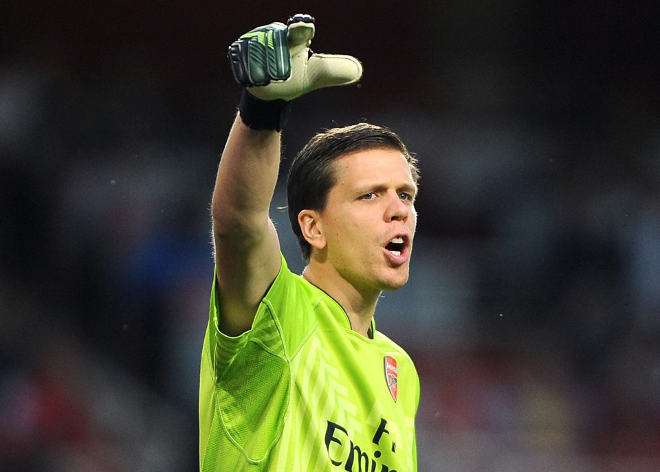 Barcelona star Szczesny loses smoking battle and says 'don't do what I did' Barcelona star Szczesny loses smoking battle and says 'don't do what I did'
