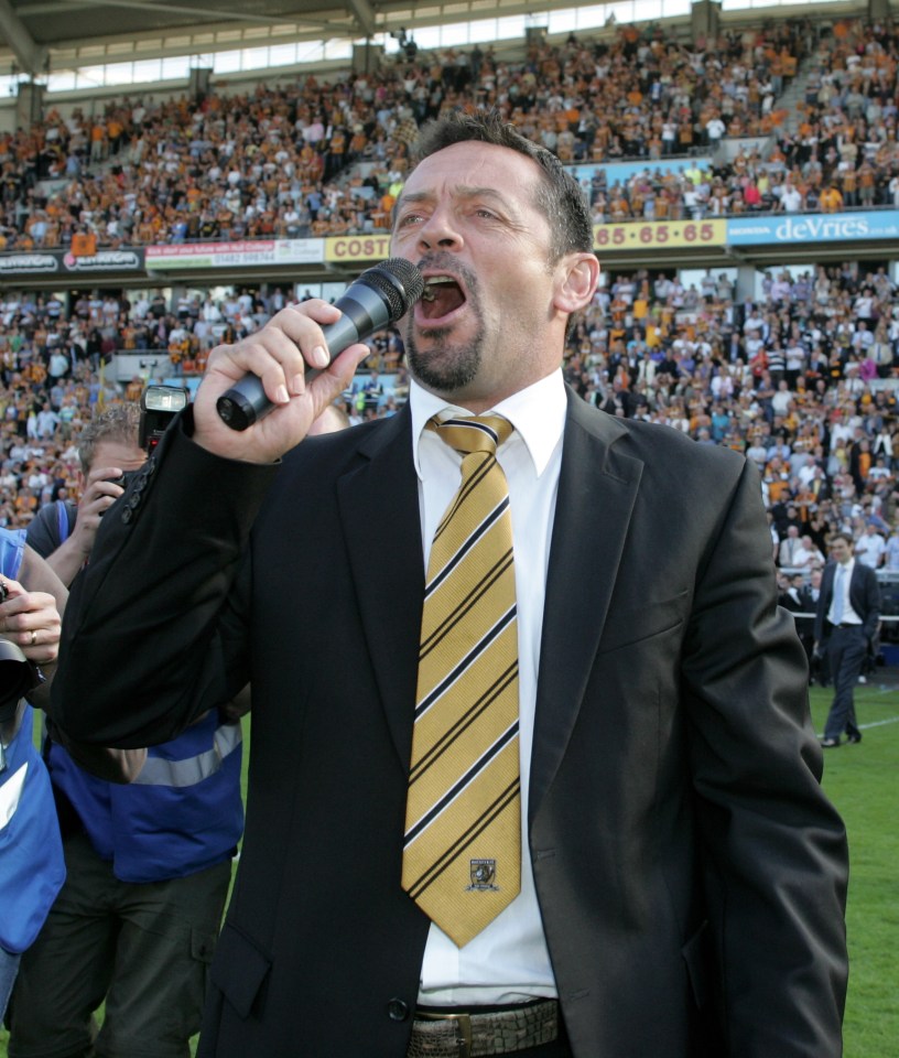 Ex-Premier League manager, 65, on brink of leading sixth tier side to promotion Ex-Premier League manager, 65, on brink of leading sixth tier side to promotion