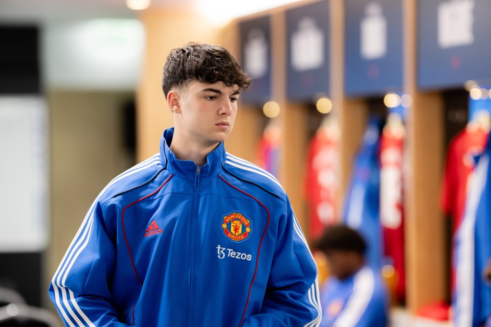 Man Utd vs Wolves LIVE SCORE: United face Vitor Pereira's rejuvenated side Man Utd vs Wolves LIVE SCORE: United face Vitor Pereira's rejuvenated side