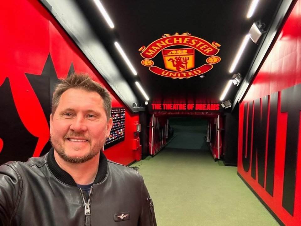 Ex-Man Utd star looks unrecognisable with new facial hair on Old Trafford return Ex-Man Utd star looks unrecognisable with new facial hair on Old Trafford return