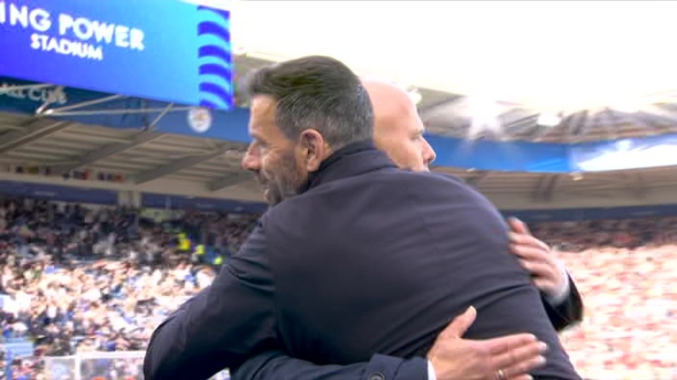 Fans shocked at what Ruud Van Nistelrooy did after Leicester relegated Fans shocked at what Ruud Van Nistelrooy did after Leicester relegated