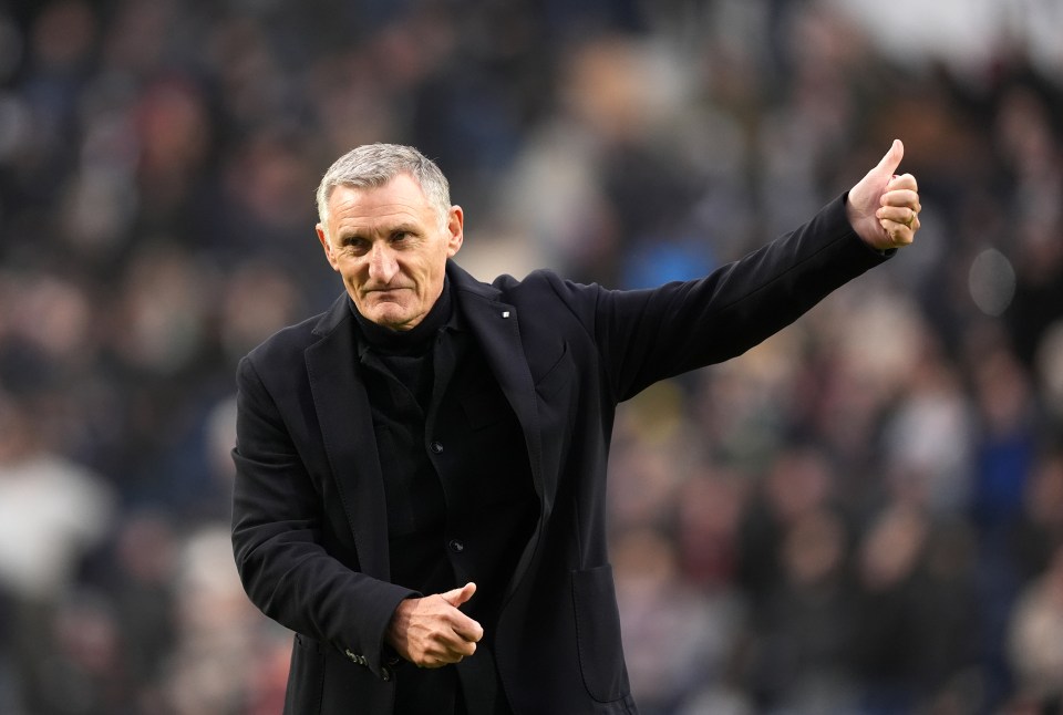 Premier League icon Tony Mowbray says 'kids feared I'd die' amid cancer battle Premier League icon Tony Mowbray says 'kids feared I'd die' amid cancer battle