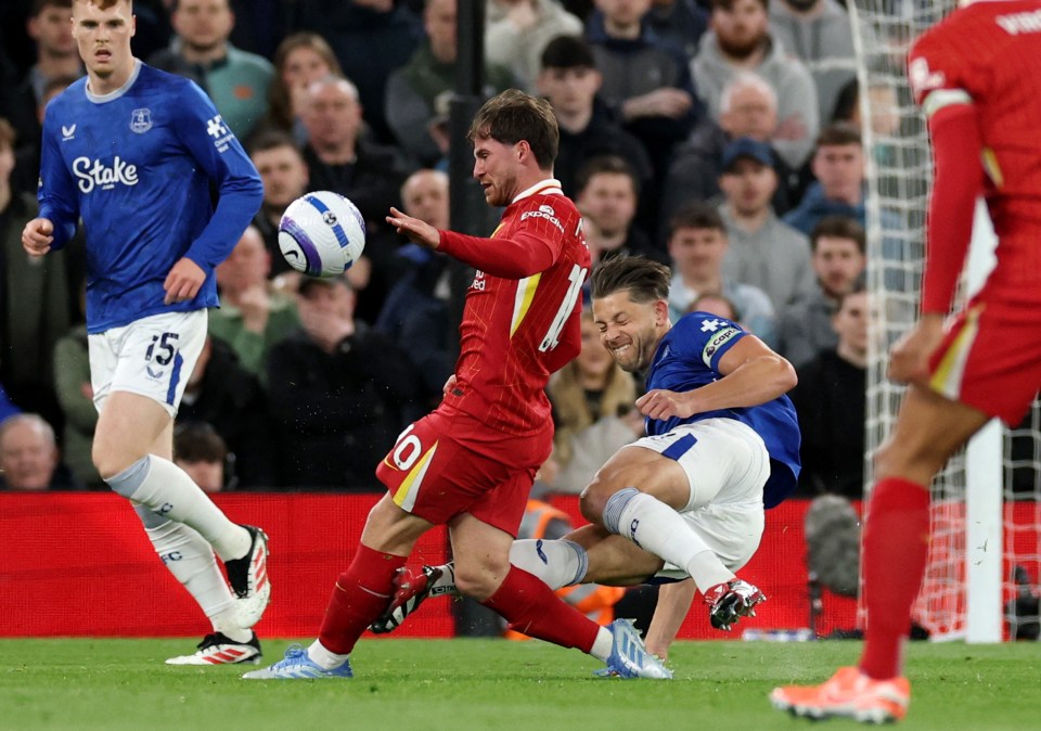 Fury as James Tarkowski escapes red card for horror tackle on Mac Allister Fury as James Tarkowski escapes red card for horror tackle on Mac Allister