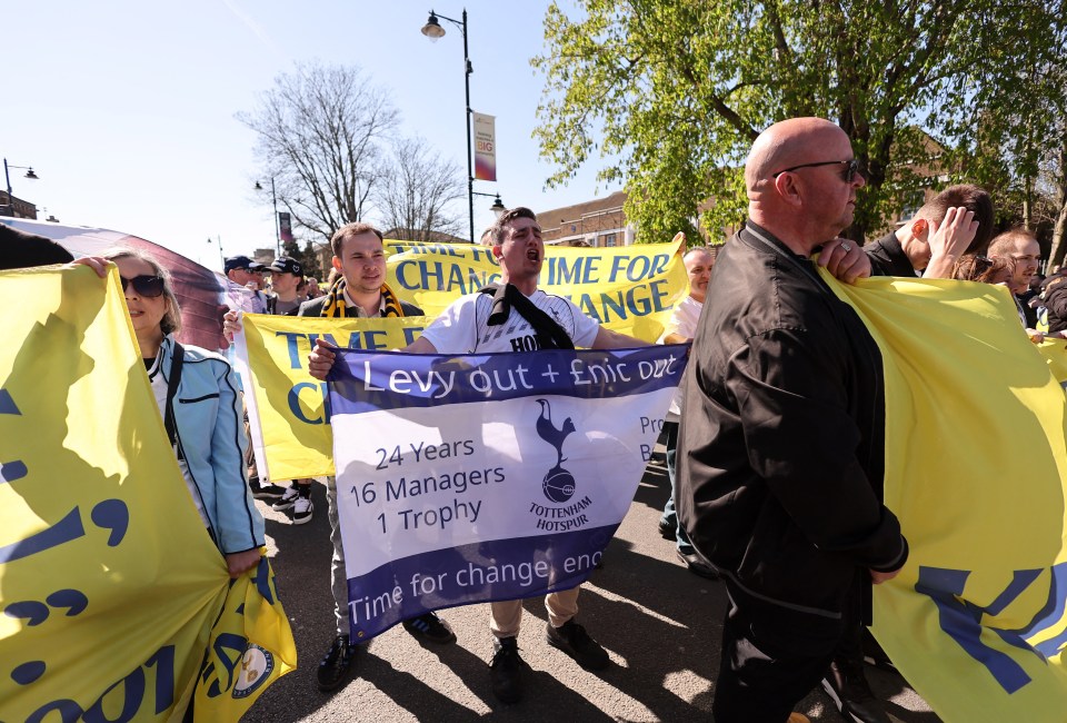 Spurs fans chant 'we want Levy out' as thousands swarm streets in latest protest Spurs fans chant 'we want Levy out' as thousands swarm streets in latest protest