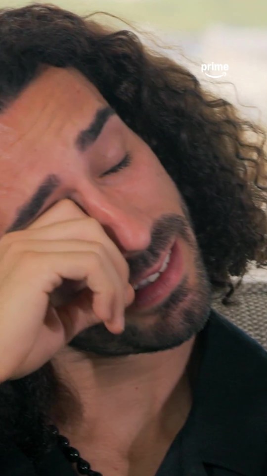 Chelsea's Cucurella was so unpopular at Barca the team couldn't even look at him Chelsea's Cucurella was so unpopular at Barca the team couldn't even look at him