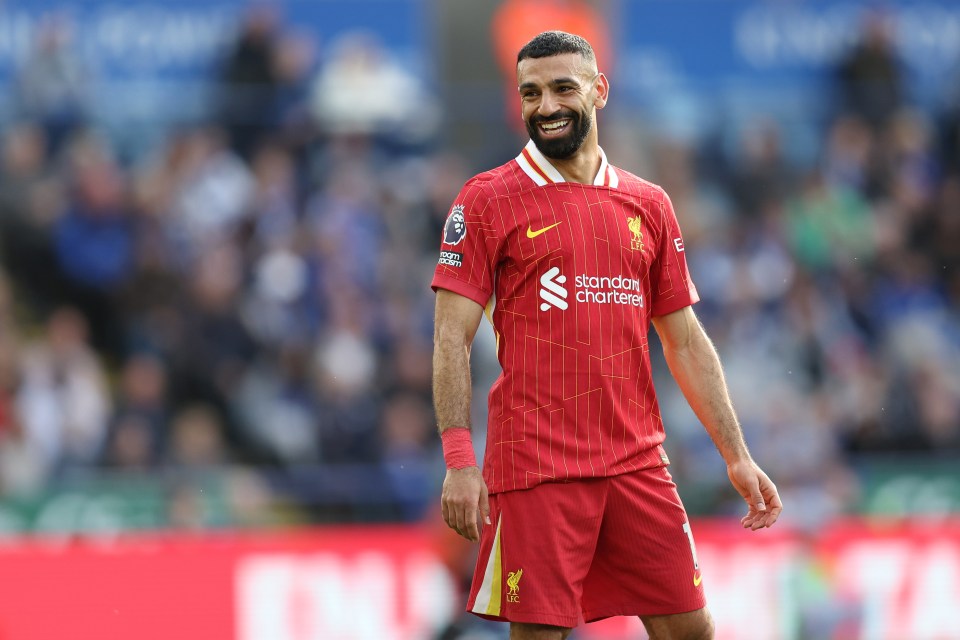 Prem wage bill hits record £4bn with hapless Man Utd's bloated budget revealed Prem wage bill hits record £4bn with hapless Man Utd's bloated budget revealed