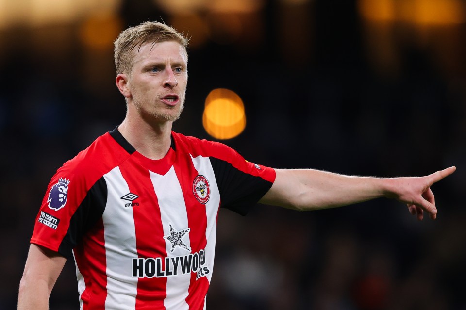 Every Prem star out of contract this summer including 16 former England stars Every Prem star out of contract this summer including 16 former England stars