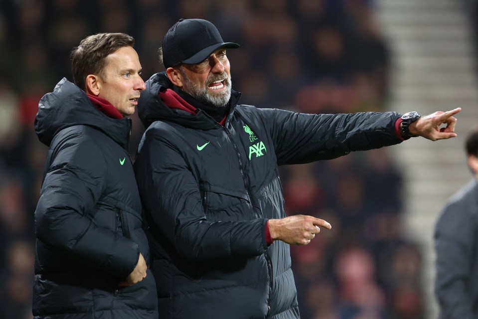 Norwich 'to hold talks with ex-Klopp assistant after snubbing Jack Wilshere' Norwich 'to hold talks with ex-Klopp assistant after snubbing Jack Wilshere'