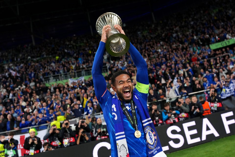 Reece James overheard by TNT Sports host giving half-time rollocking in final Reece James overheard by TNT Sports host giving half-time rollocking in final