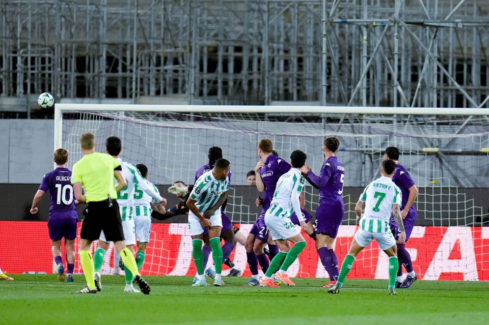 Antony scores another worldie with stunning free-kick vs ex-Man Utd team-mate Antony scores another worldie with stunning free-kick vs ex-Man Utd team-mate
