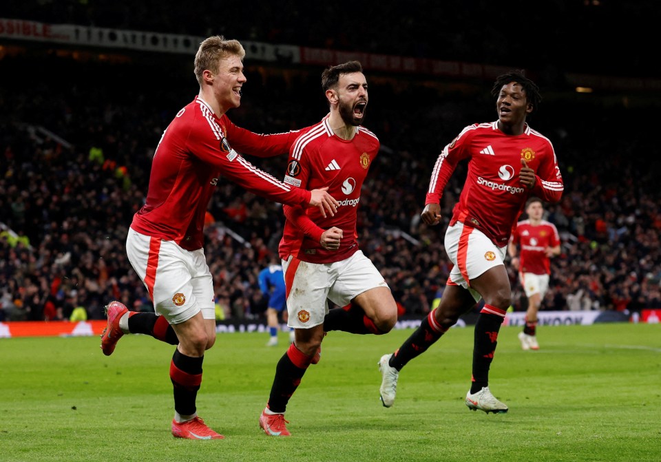 Man Utd or Spurs will deserve Champions League spot, no matter what Wenger says Man Utd or Spurs will deserve Champions League spot, no matter what Wenger says