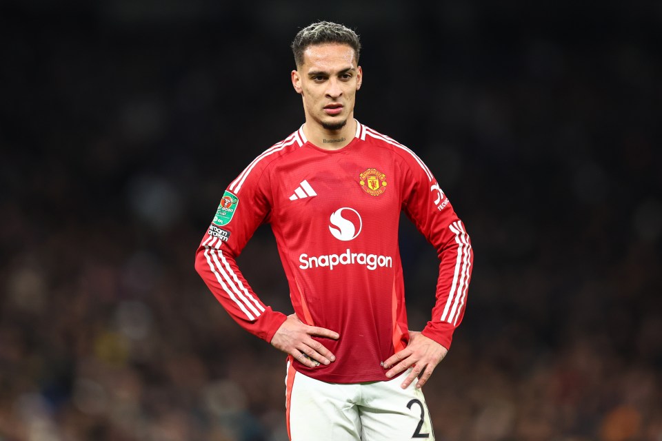 Matheus Cunha becomes Man Utd's fourth highest earner as wages are revealed Matheus Cunha becomes Man Utd's fourth highest earner as wages are revealed