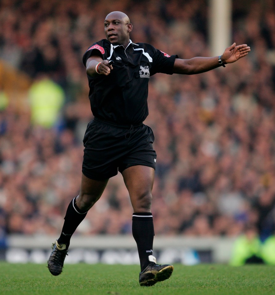 Premier League's first black referee passes away aged 65 Premier League's first black referee passes away aged 65