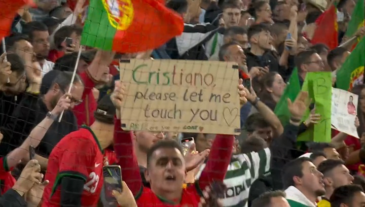 ITV commentator stunned by Cristiano Ronaldo banner at Nations League final ITV commentator stunned by Cristiano Ronaldo banner at Nations League final