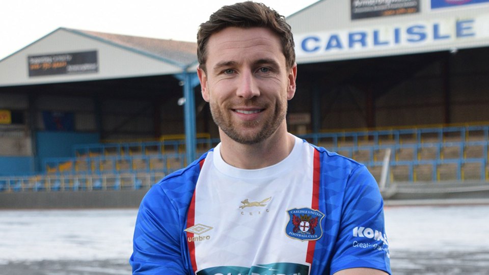 Former Newcastle star misses potential debut for new club after car crash Former Newcastle star misses potential debut for new club after car crash