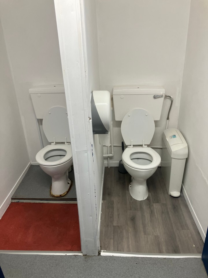 Inside tiny Tamworth dressing room where Spurs will get ready for FA Cup clash Inside tiny Tamworth dressing room where Spurs will get ready for FA Cup clash