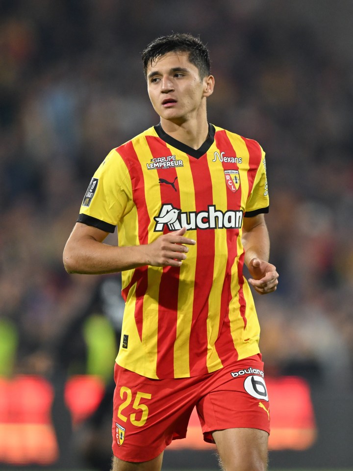 Man City get huge transfer boost as Lens wonderkid hints he's ready for big move Man City get huge transfer boost as Lens wonderkid hints he's ready for big move