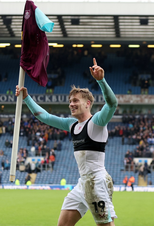 Burnley star's 'unreal s***housery' goes viral after derby win over Blackburn Burnley star's 'unreal s***housery' goes viral after derby win over Blackburn