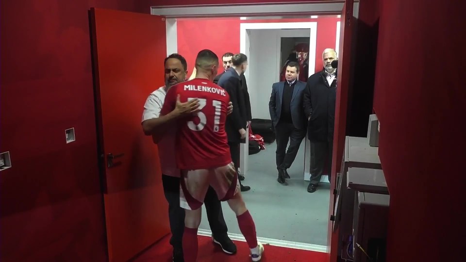 Fans hail 'class' Nottingham Forest owner for what he did after Liverpool draw Fans hail 'class' Nottingham Forest owner for what he did after Liverpool draw