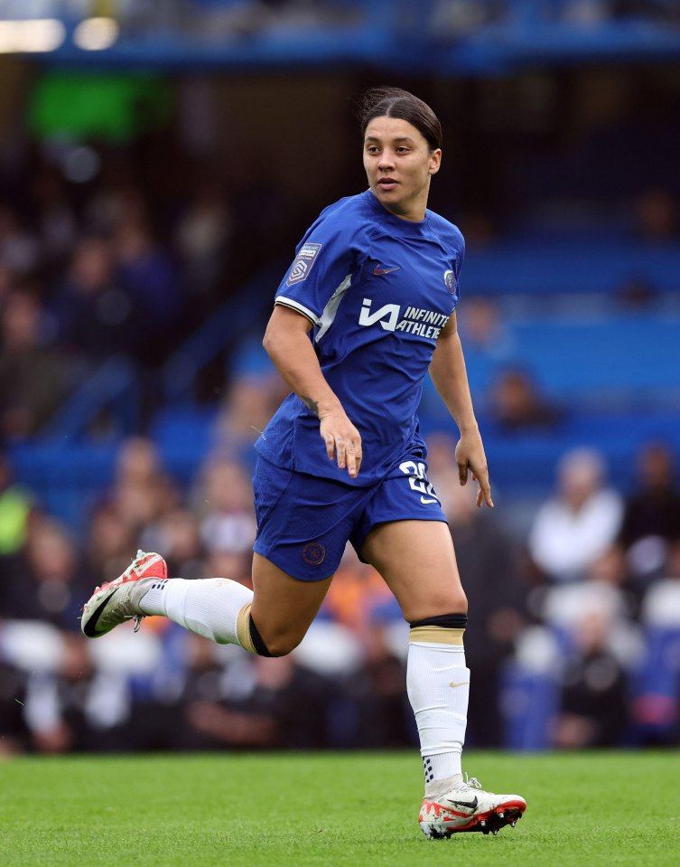 Chelsea star arrives at court for 'racially abusing cop in row over taxi fare' Chelsea star arrives at court for 'racially abusing cop in row over taxi fare'