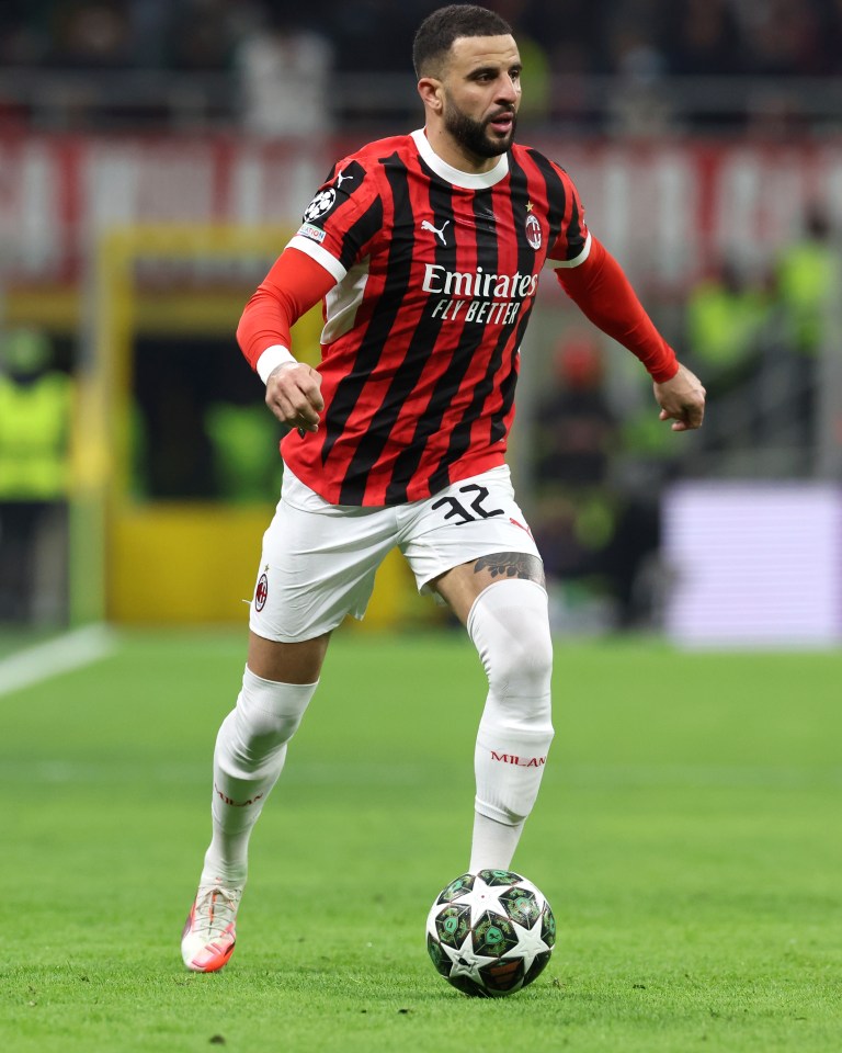 Kyle Walker's AC Milan spell hits rocks after Euro giants dumped out of UCL Kyle Walker's AC Milan spell hits rocks after Euro giants dumped out of UCL