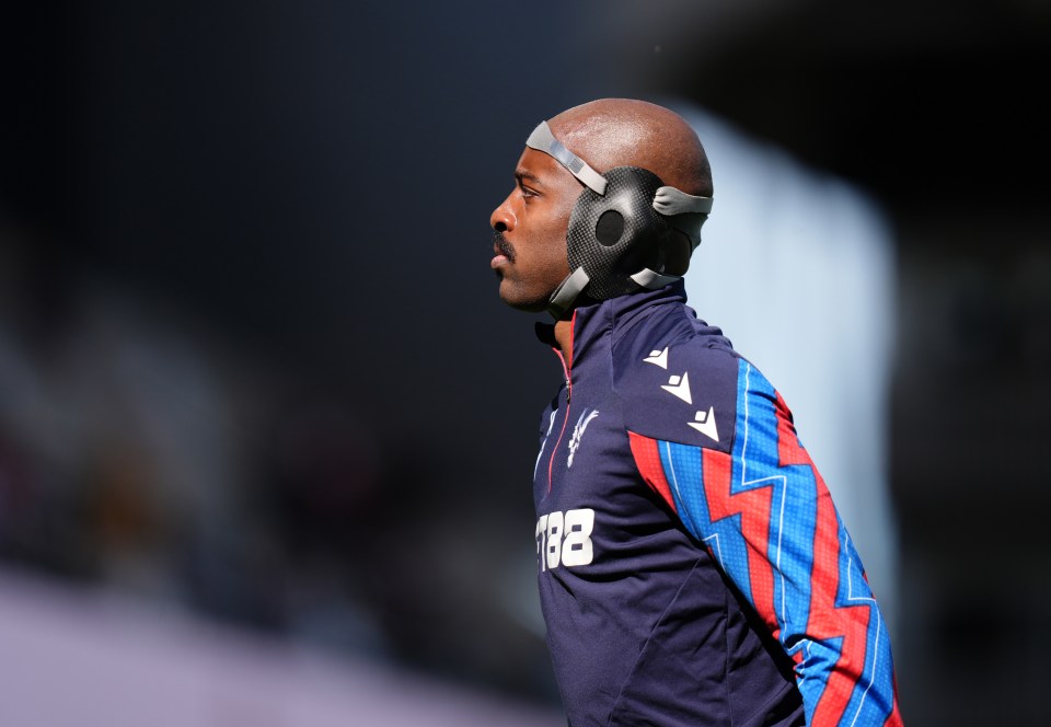 Mateta wears water polo-style helmet as he starts for Palace weeks after injury Mateta wears water polo-style helmet as he starts for Palace weeks after injury