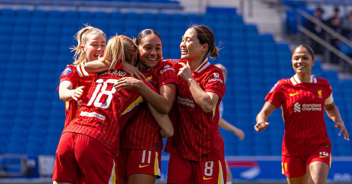 ‘Thuggish’ tackle puts Liverpool player of the season on crutches AGAIN as women win away ‘Thuggish’ tackle puts Liverpool player of the season on crutches AGAIN as women win away