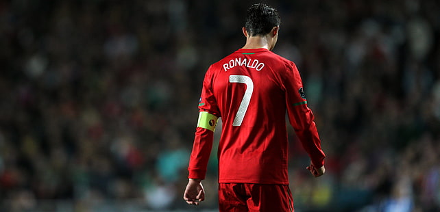 Portugal ace hits back after Cristiano Ronaldo left 'disappointed' in team-mates Portugal ace hits back after Cristiano Ronaldo left 'disappointed' in team-mates