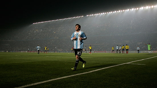 Shock moment Argentina legend steps in to stop riot in Boca Juniors clash Shock moment Argentina legend steps in to stop riot in Boca Juniors clash