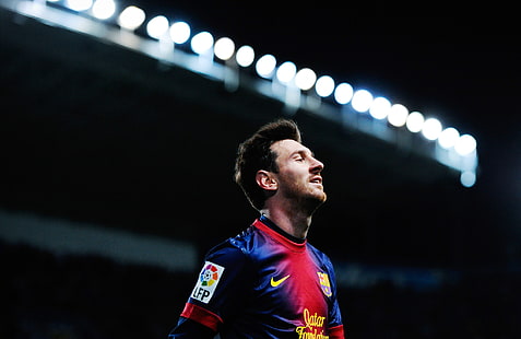 He faked his name, his age… and now he's facing Barcelona in the Champions League He faked his name, his age… and now he's facing Barcelona in the Champions League