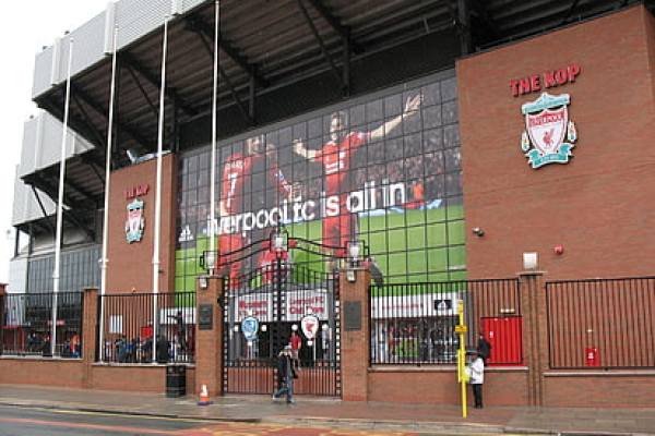 Liverpool loanee scores outrageous free-kick Fabio Aurelio would have been proud of Liverpool loanee scores outrageous free-kick Fabio Aurelio would have been proud of