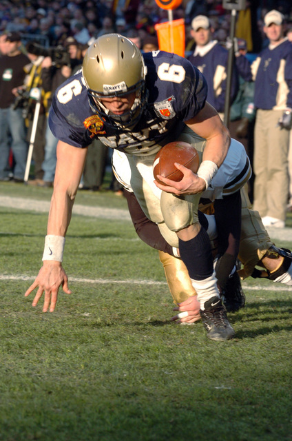Army vs Navy Prediction: Who is favored to win the rivalry game tomorrow? Army vs Navy Prediction: Who is favored to win the rivalry game tomorrow?