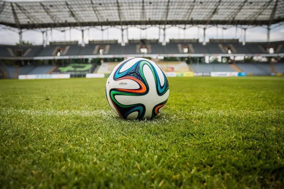 Federico Chiesa given “wait and see” verdict as Arne Slot explains challenge Federico Chiesa given “wait and see” verdict as Arne Slot explains challenge
