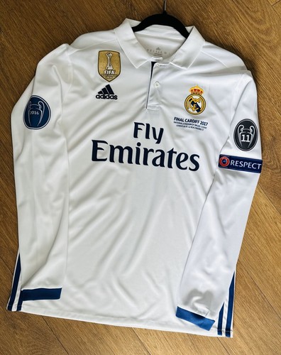 Ronaldo Long #7 Jersey Real Madrid 2016-2017 UEFA Ronaldo Long Sleeve Jersey Ronaldo Long #7 Jersey Real Madrid 2016-2017 UEFA Ronaldo Long Sleeve Jersey