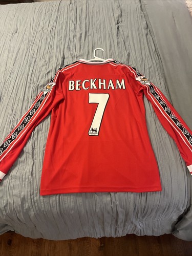 David Beckham Manchester United Retro Home Soccer Jersey Long Sleeves 1998/00 David Beckham Manchester United Retro Home Soccer Jersey Long Sleeves 1998/00